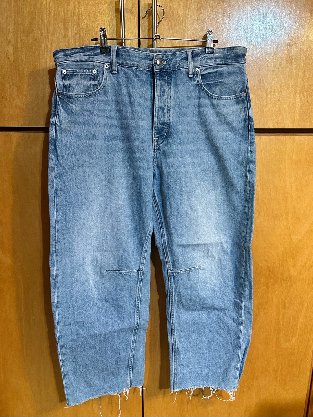 Madewell Darted Barrel Leg jeans